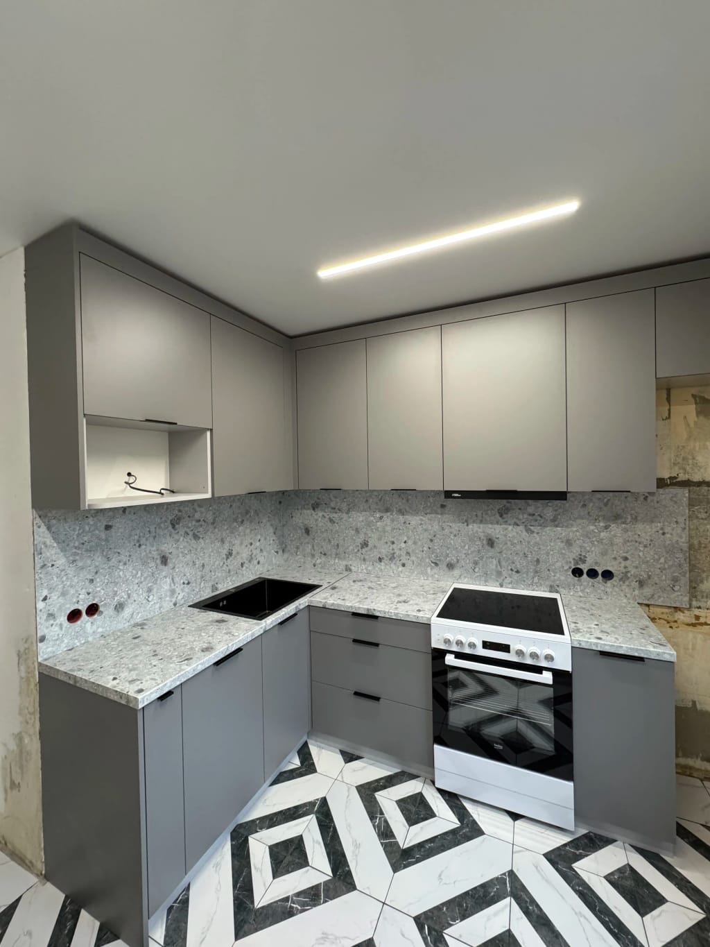 Современная стильная кухня